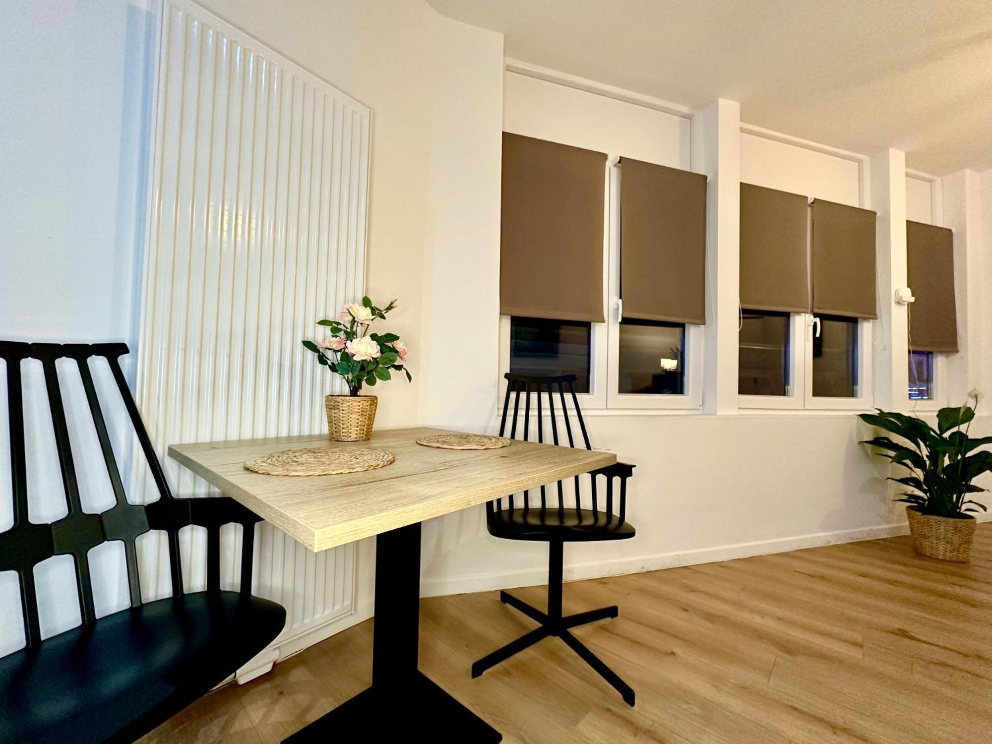 Luxury Suites Mons By Rikas Hotels Экстерьер фото